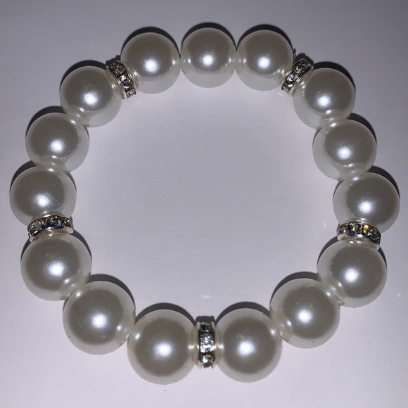 First Lady Bracelet - Picture 2 of 6